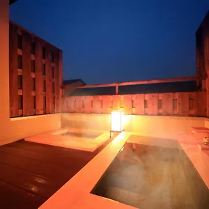 ***** Ryokan Tensui Saryo Japon